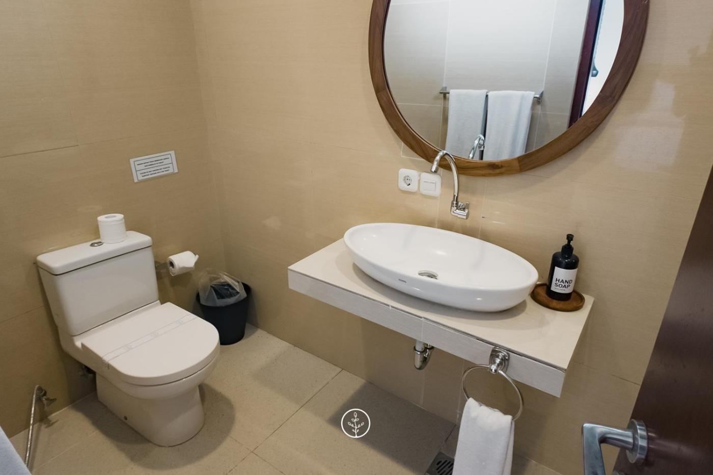Hikari Hill View Villa 7 Bedrooms With A Private Swimming Pool And Billiard バンドゥン エクステリア 写真
