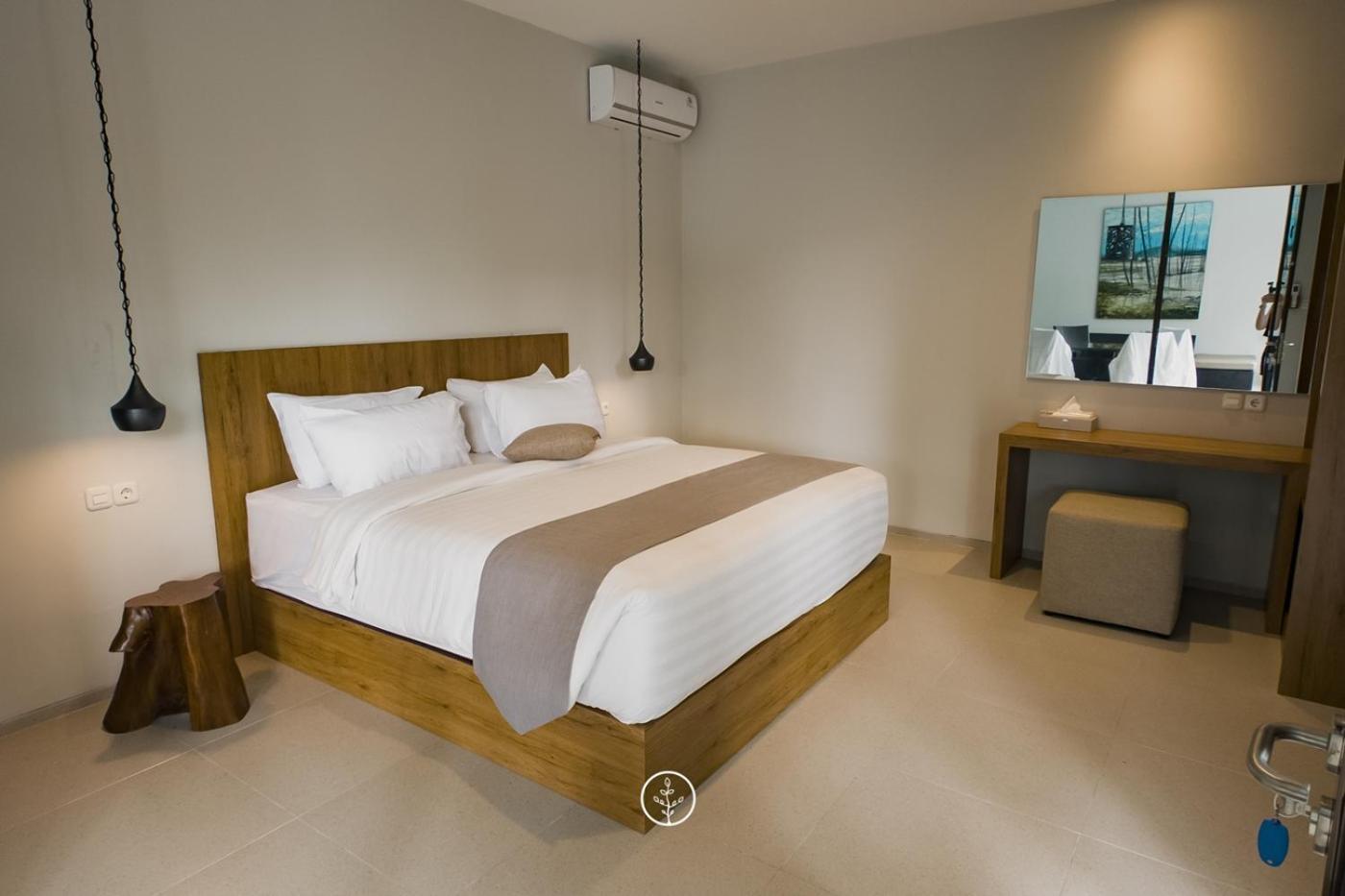 Hikari Hill View Villa 7 Bedrooms With A Private Swimming Pool And Billiard バンドゥン エクステリア 写真